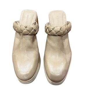 Bernardo Saffia braided leather clog in the sand NWOB Size 9M